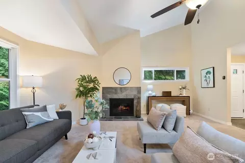 14633 NE 40th St #K8, Bellevue, WA 98007