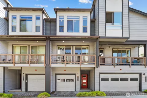 6861 NE 170th St #103, Kenmore, WA 98028