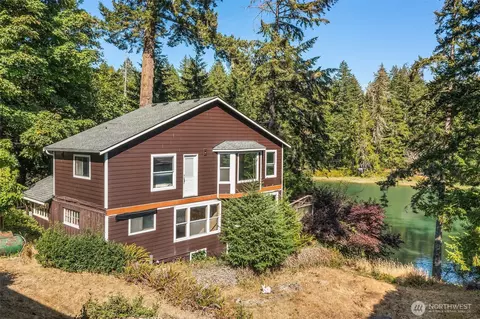 9023 Michael Ln NW, Gig Harbor, WA 98332