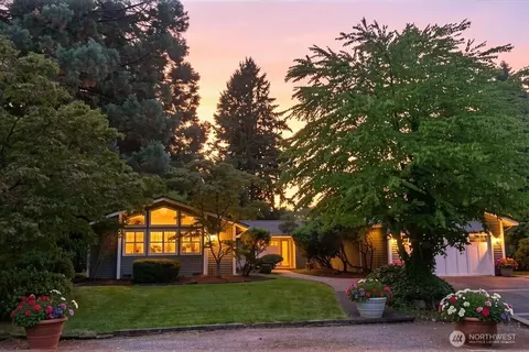 1017 185th Ave NE, Bellevue, WA 98008