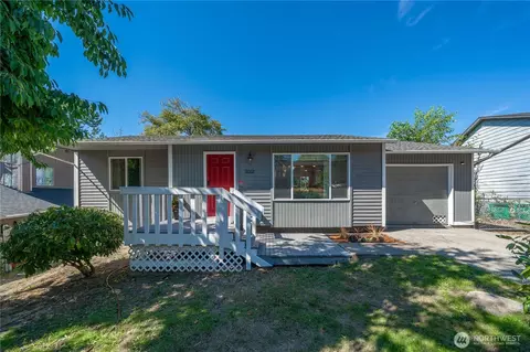 2002 S 280th Pl, Federal Way, WA 98003