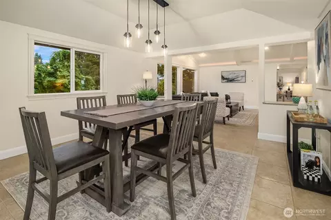 Dining - 310 Skyline Dr, Edmonds, WA 98020 photo 1 of 3