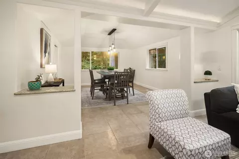 Dining - 310 Skyline Dr, Edmonds, WA 98020 photo 2 of 3