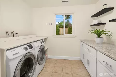 Other - 310 Skyline Dr, Edmonds, WA 98020 photo 4 of 5