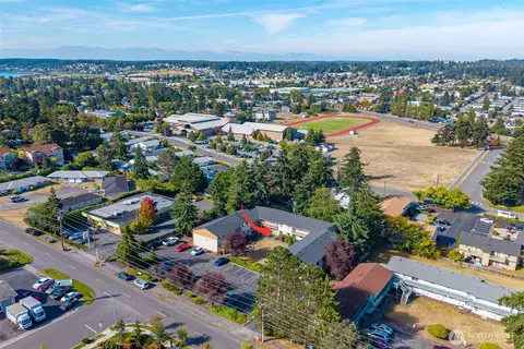 325 NE Kettle St #105, Oak Harbor, WA 98277