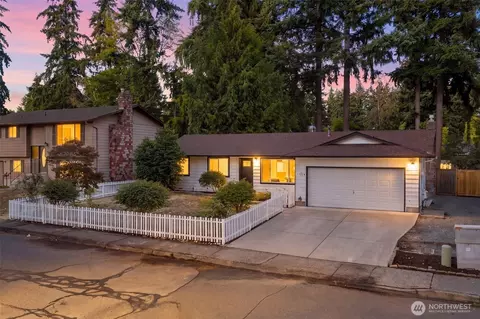 33614 35th Ave SW, Federal Way, WA 98023