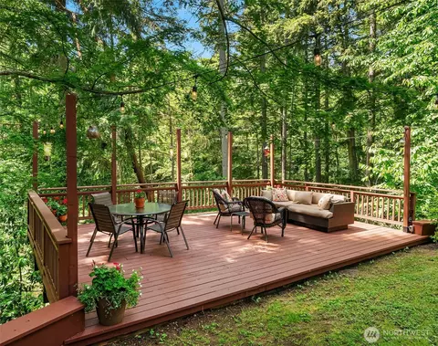 8760 SW 190th St, Vashon, WA 98070