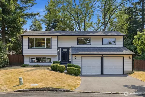 12615 NE 142nd St, Kirkland, WA 98034