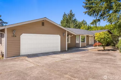 1316 Valley View Dr, Puyallup, WA 98372