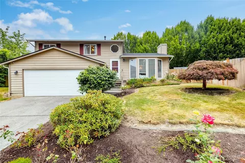 7103 Church Creek Cir NW, Stanwood, WA 98292
