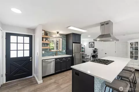 936 Oakcrest Dr SE, Lacey, WA 98503
