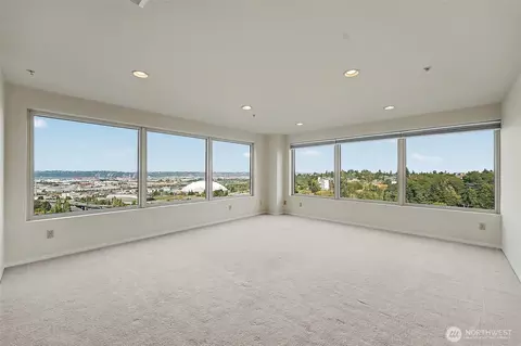 3201 Pacific Ave #808, Tacoma, WA 98418