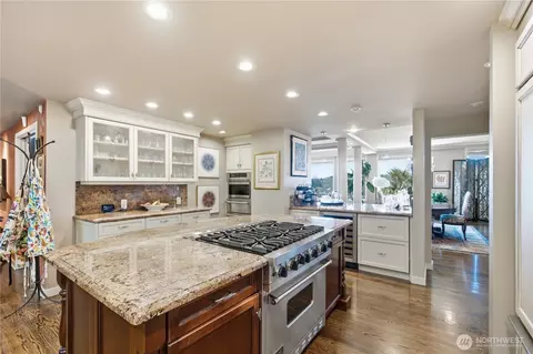 Kitchen - 1946 Harvard Ave E, Seattle, WA 98102 photo 3 of 4