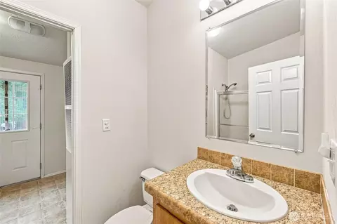 Bath - 46489 Baker Loop Rd, Concrete, WA 98237 photo 1 of 2
