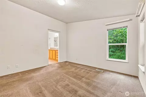 Bedroom - 46489 Baker Loop Rd, Concrete, WA 98237 photo 4 of 4