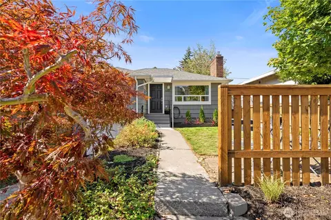 6325 42nd Ave SW, Seattle, WA 98136