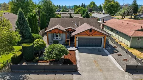 1218 10th Ave NW, Puyallup, WA 98371