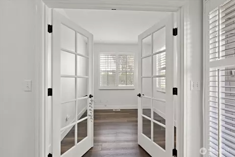 Entry Way - 1828 163rd Pl SE, Mill Creek, WA 98012 photo 1 of 4