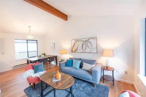 2562 Thorndyke Ave W #405, Seattle, WA 98199