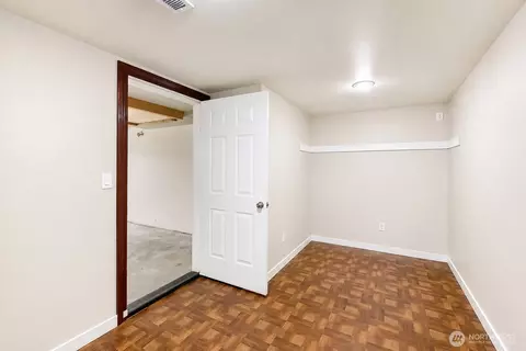 Bedroom - 405 46th St SE, Everett, WA 98203 photo 5 of 5