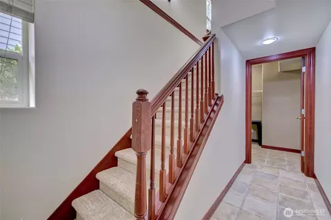 Entry Way - 405 46th St SE, Everett, WA 98203 photo 1 of 3
