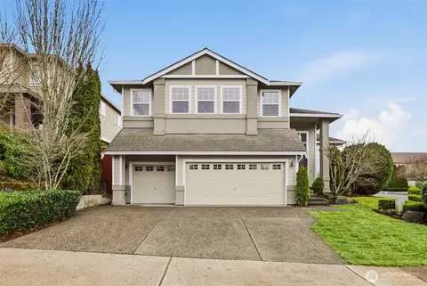 2005 NE 35th Pl, Renton, WA 98056
