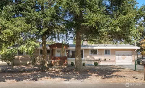 2352 N 188th St, Shoreline, WA 98133