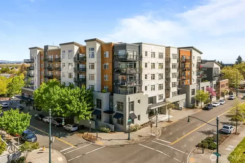 15100 6th Ave SW #518, Burien, WA 98166