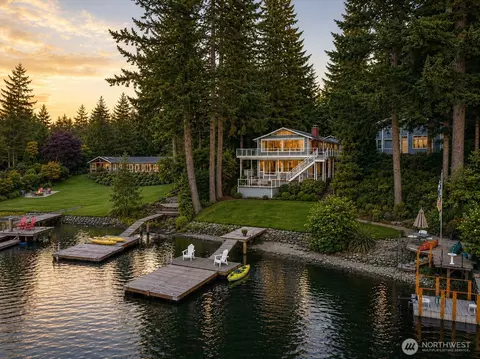 2053 E Beaver Lake Dr SE, Sammamish, WA 98075