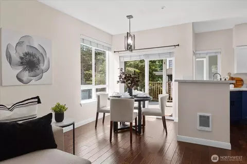 Dining - 3901 243rd Pl SE #O103, Bothell, WA 98021 photo 1 of 1