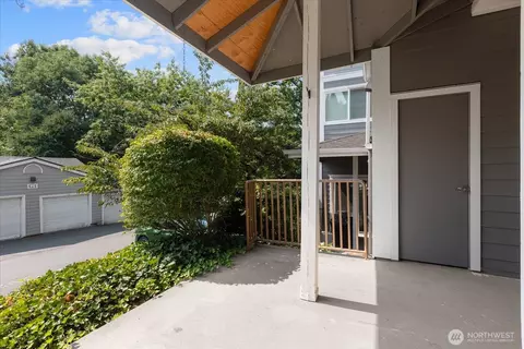 Exterior - 3901 243rd Pl SE #O103, Bothell, WA 98021 photo 2 of 10