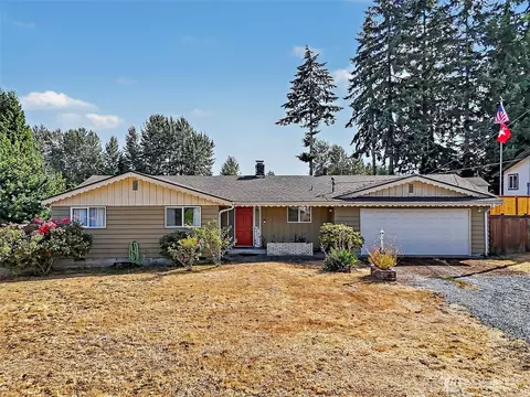 8718 107th St E, Puyallup, WA 98373