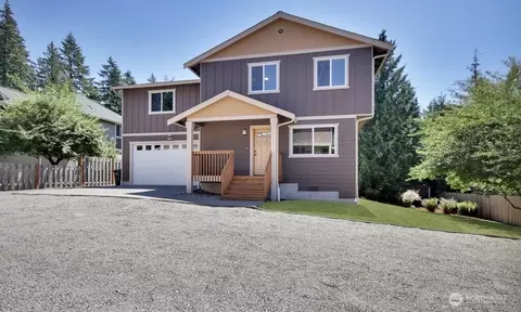 6212 207th Ave E, Bonney Lake, WA 98391