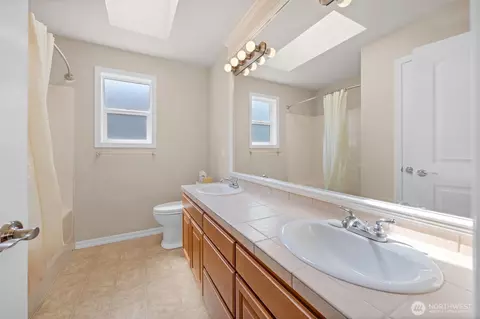 Bath - 21321 37th Ave SE, Bothell, WA 98021 photo 3 of 3