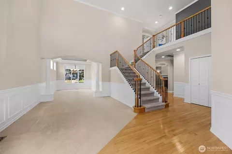 Living - 21321 37th Ave SE, Bothell, WA 98021 photo 6 of 6