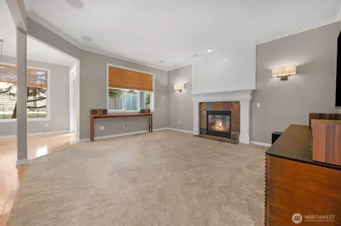 Living - 21321 37th Ave SE, Bothell, WA 98021 photo 3 of 6