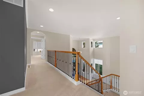Entry Way - 21321 37th Ave SE, Bothell, WA 98021 photo 6 of 6