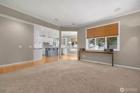 Living - 21321 37th Ave SE, Bothell, WA 98021 photo 4 of 6