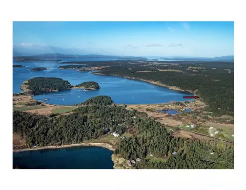 68 Bryn Mawr Ave #B, Lopez Island, WA 98261
