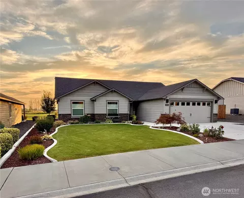 4154 Hedman Ct, Moses Lake, WA 98837