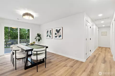 Entry Way - 114 231st St SE, Bothell, WA 98021 photo 1 of 2
