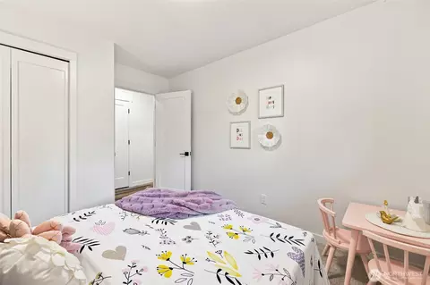 Bedroom - 114 231st St SE, Bothell, WA 98021 photo 5 of 8