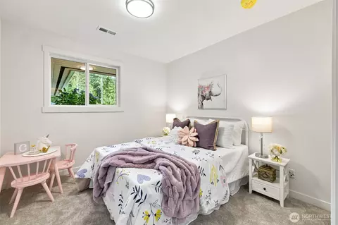 Bedroom - 114 231st St SE, Bothell, WA 98021 photo 4 of 8