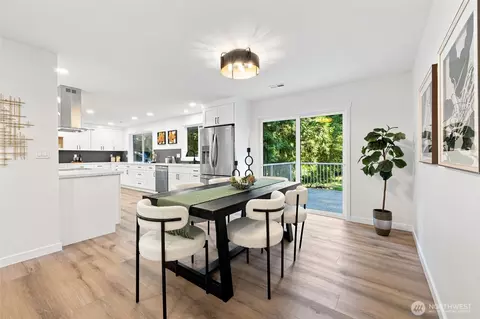 Dining - 114 231st St SE, Bothell, WA 98021 photo 1 of 1