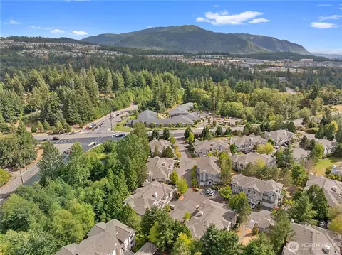 5213 238th Ln SE, Issaquah, WA 98029