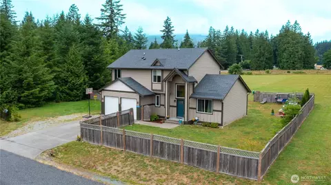 24051 Mangat Ln, Sedro Woolley, WA 98284