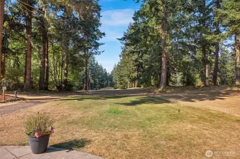 Exterior - 14 S Beach Dr #H, Everett, WA 98206 photo 8 of 9