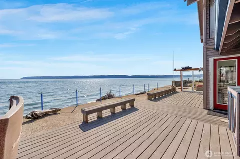 Exterior - 14 S Beach Dr #H, Everett, WA 98206 photo 3 of 9