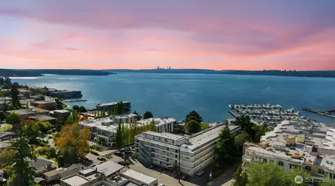 201 2nd St S #201, Kirkland, WA 98033