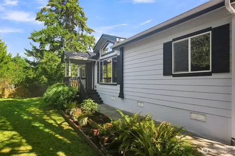 4000 Flynn St #28, Bellingham, WA 98229